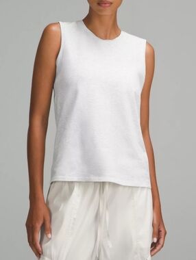 Lululemon Organic Cotton Crewneck Tank Top Size Small Heathered Core Light Grey